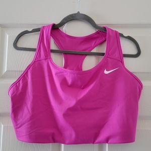 2X Nike Swoosh Women's Medium-Support Sports Bra - Dri Fit